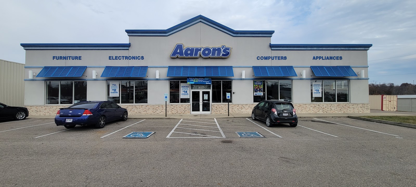 Aaron's - Photo 1