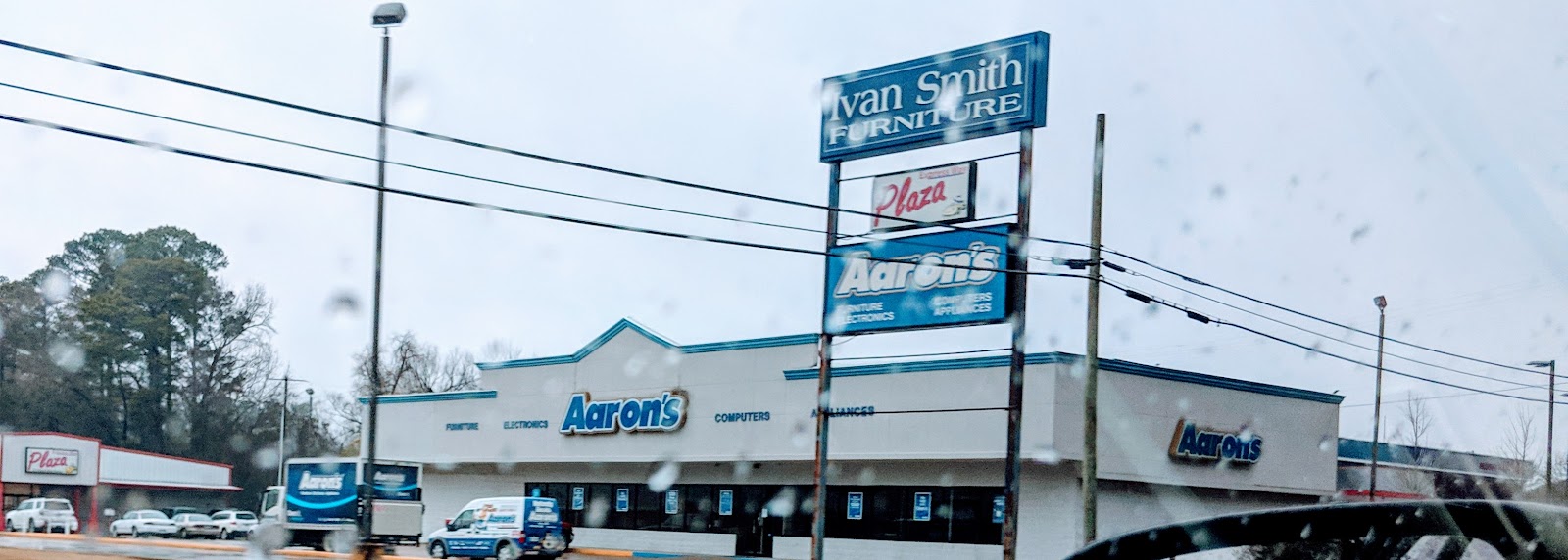 Aaron's - Photo 1