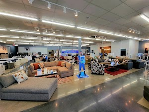 Aaron's - Photo 5