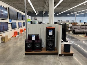Aaron's - Photo 5