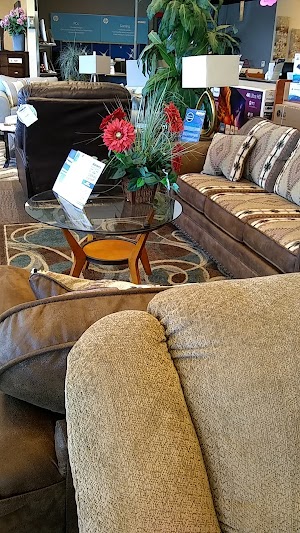 Aaron's - Photo 3