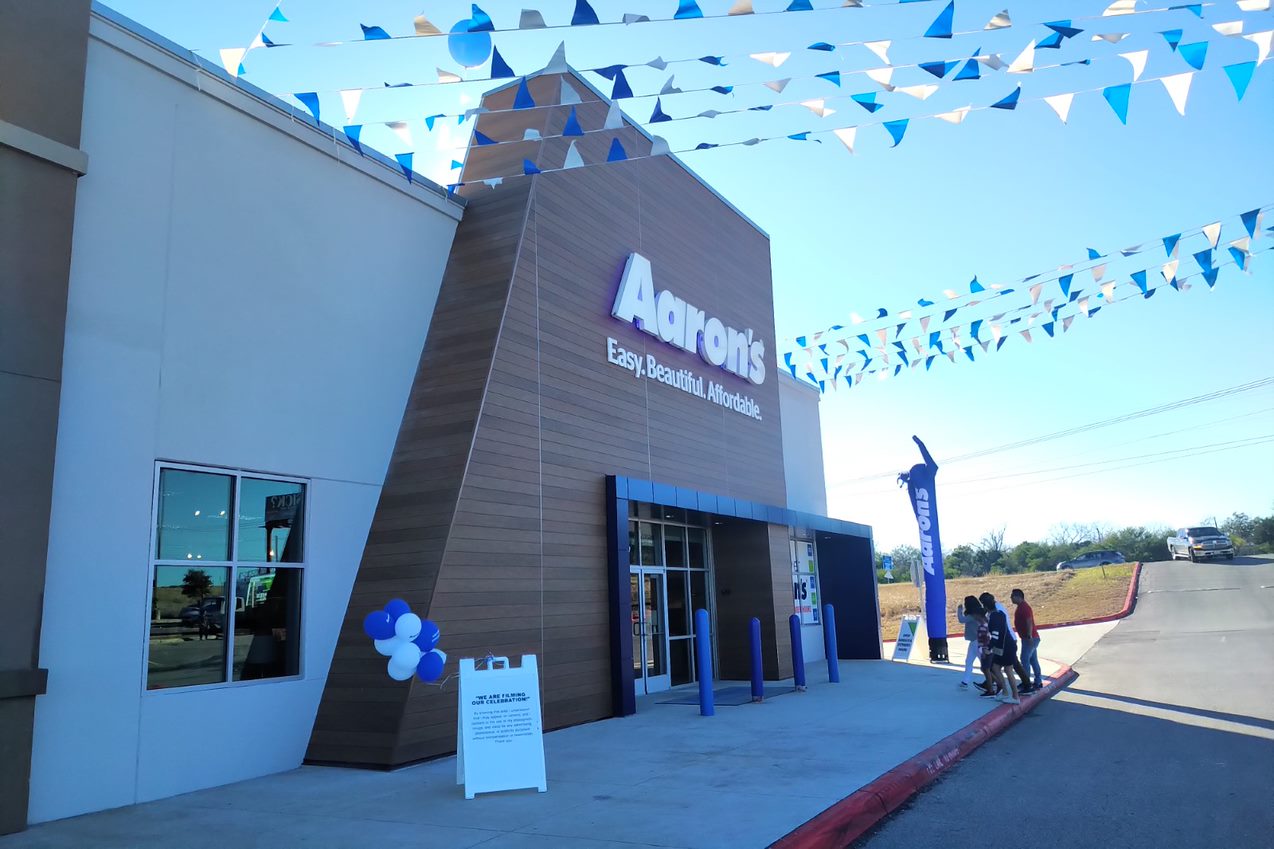 Aaron's - Photo 5
