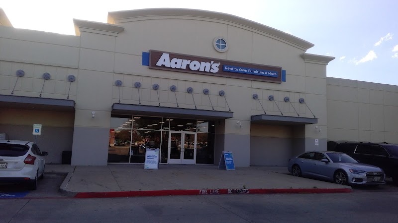 Aaron's - Photo 1