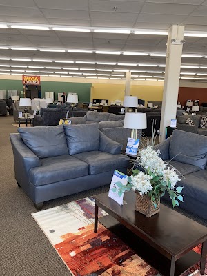 Aaron's - Photo 5