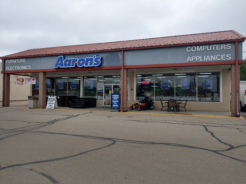 Aaron's - Photo 1