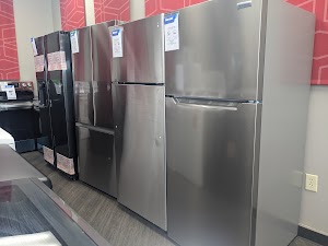 Aaron's - Photo 6
