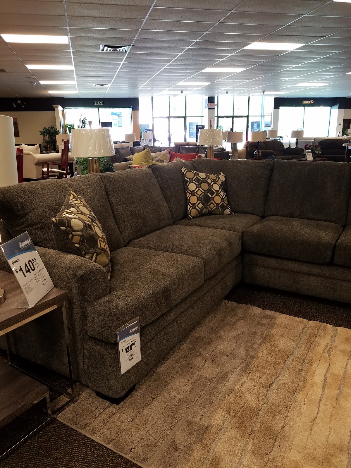 Aaron's - Photo 5