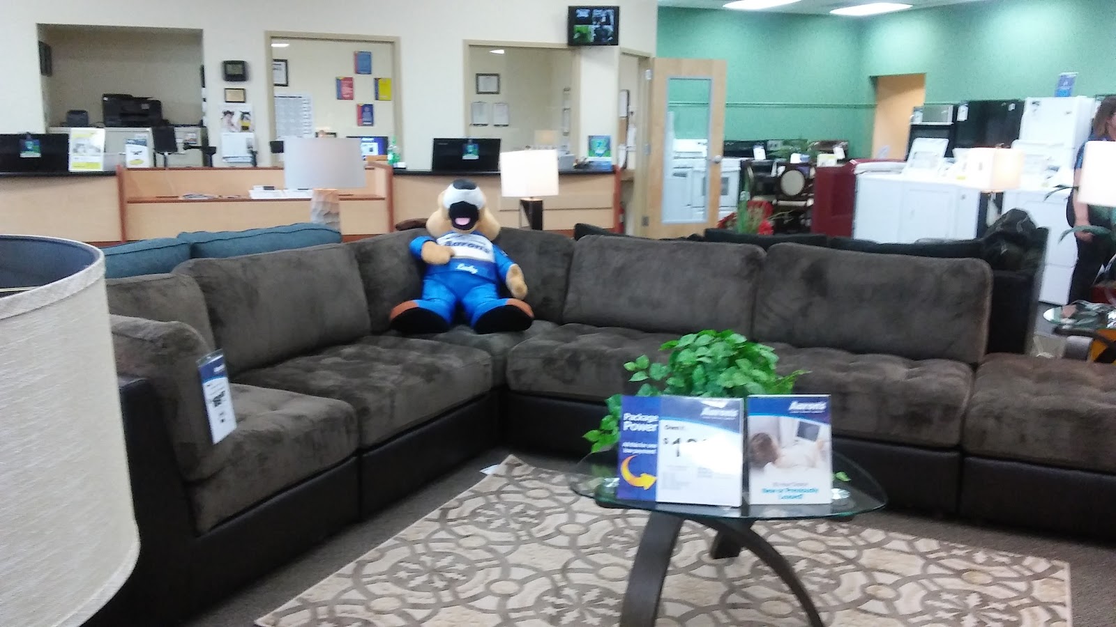 Aaron's - Photo 4