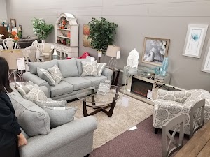 Aaron's - Photo 5