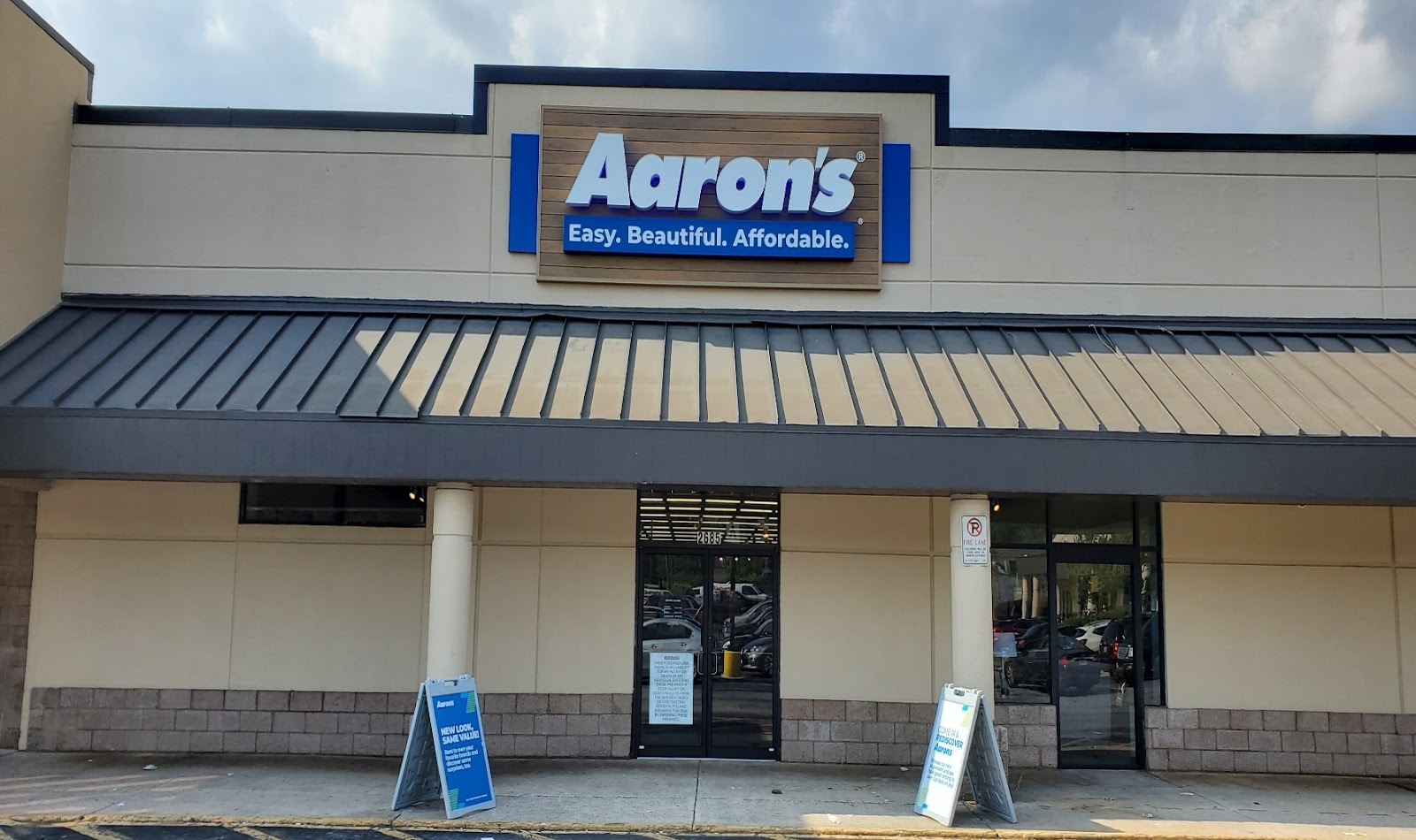 Aaron's - Photo 4