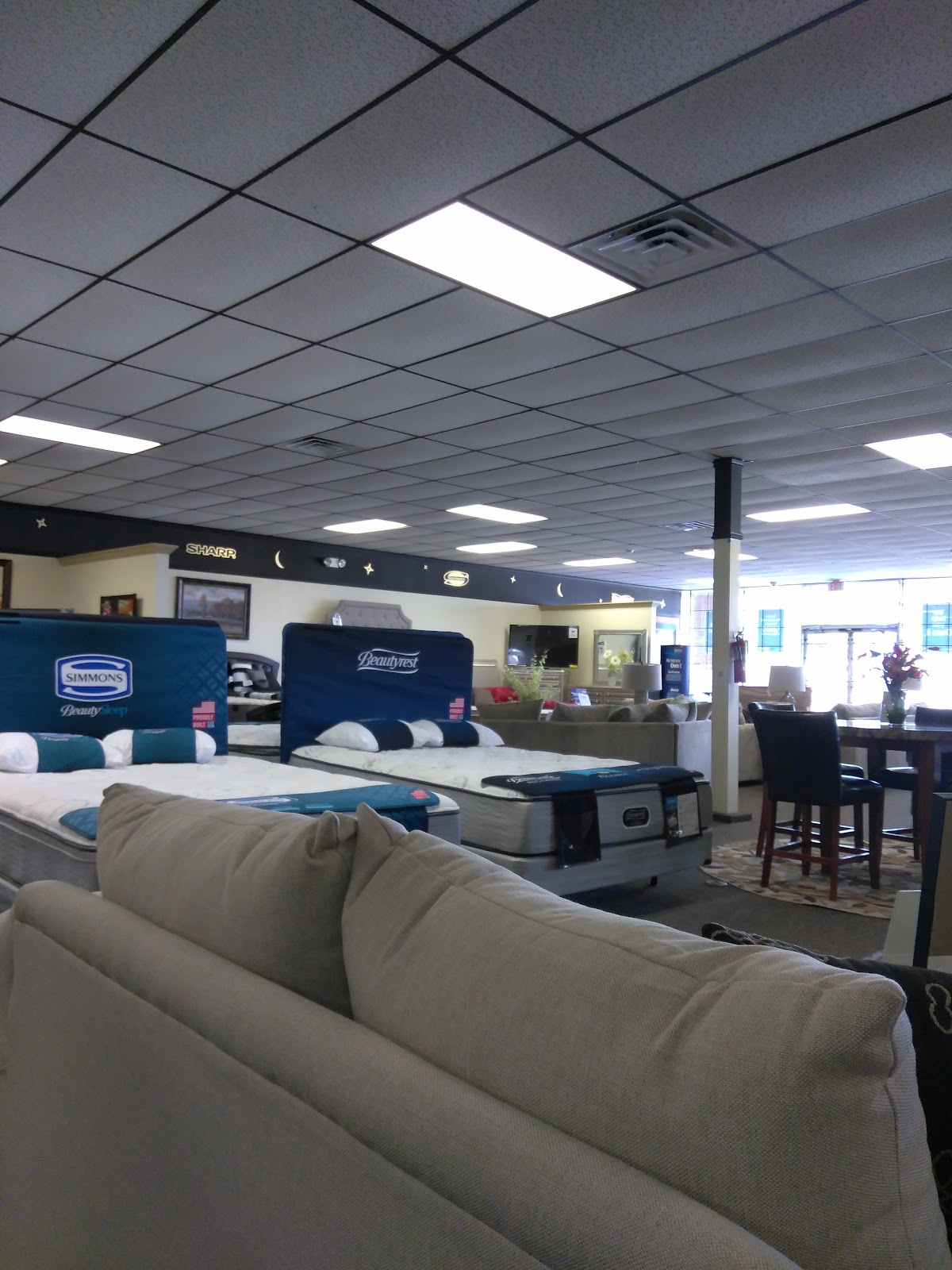 Aaron's - Photo 2