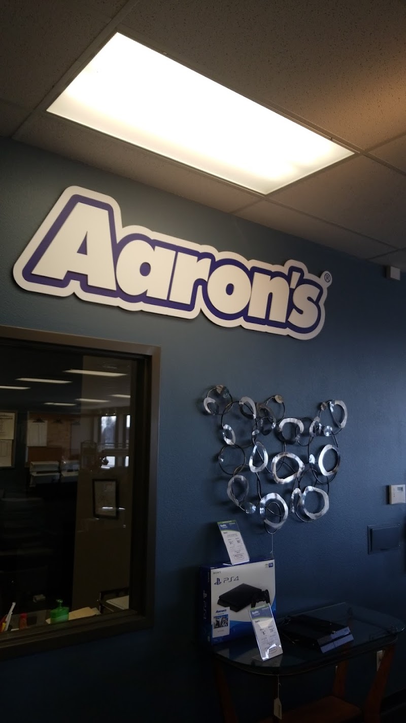 Aaron's - Photo 1