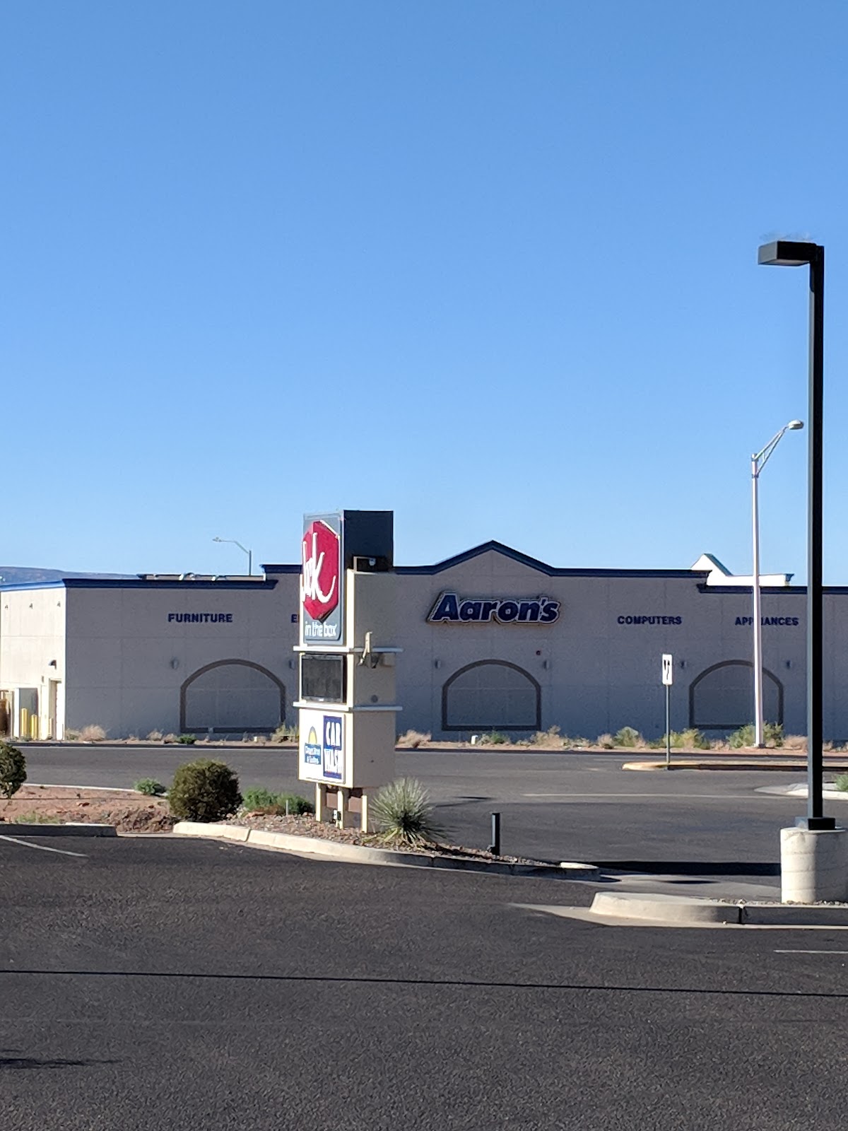 Aaron's - Photo 5