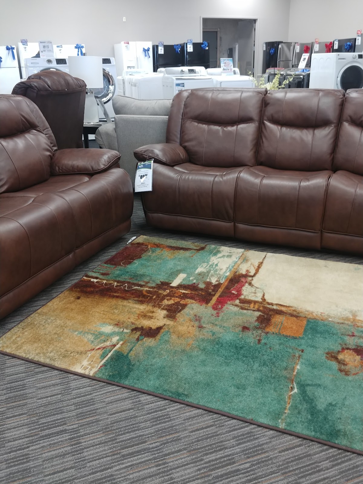 Aaron's - Photo 3
