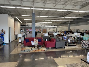 Aaron's - Photo 6