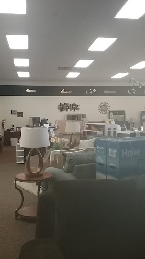 Aaron's - Photo 4