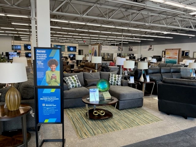 Aaron's - Photo 5