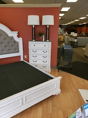 Aaron's - Photo 6