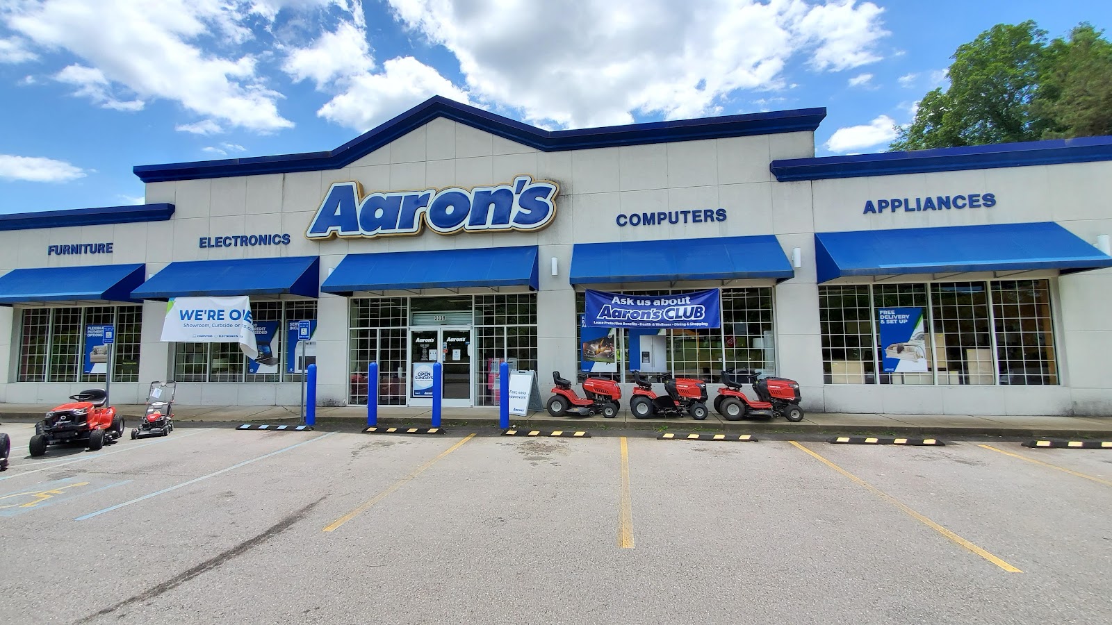 Aaron's - Photo 3