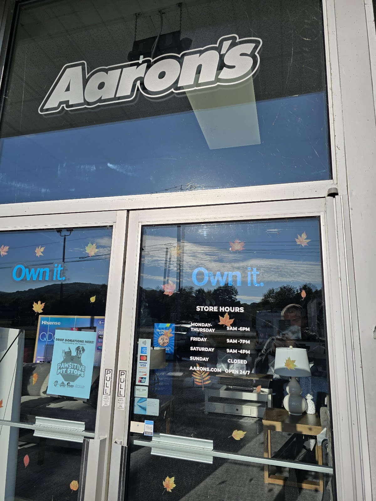 Aaron's - Photo 1