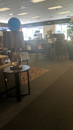 Aaron's - Photo 3