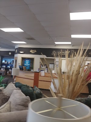 Aaron's - Photo 6
