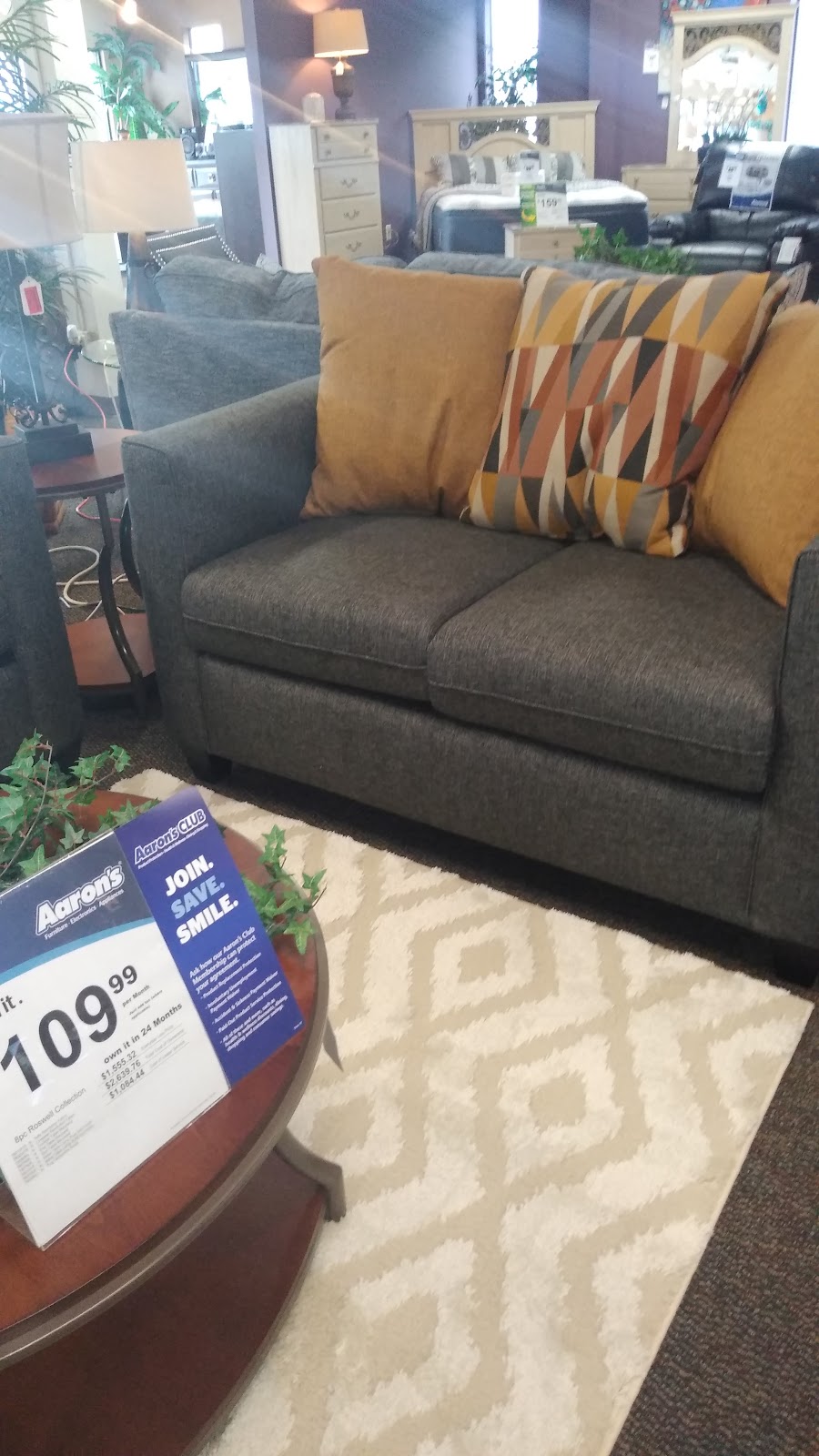 Aaron's - Photo 3