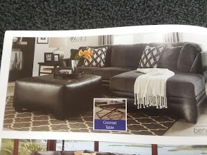 Aaron's - Photo 6