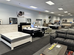 Aaron's - Photo 5
