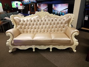 Aaron's - Photo 4