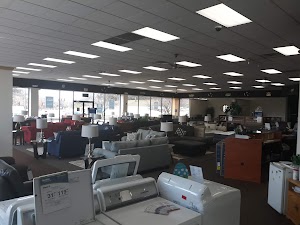Aaron's - Photo 5