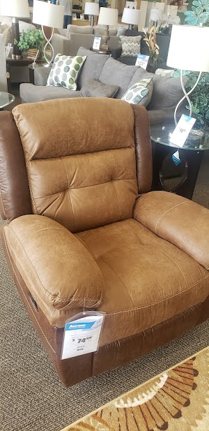 Aaron's - Photo 6