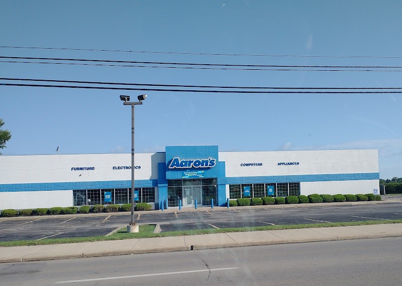 Aaron's - Photo 1