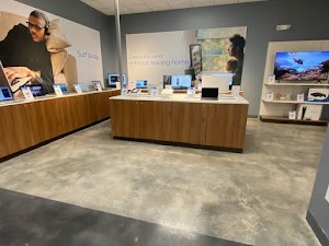 Aaron's - Photo 4