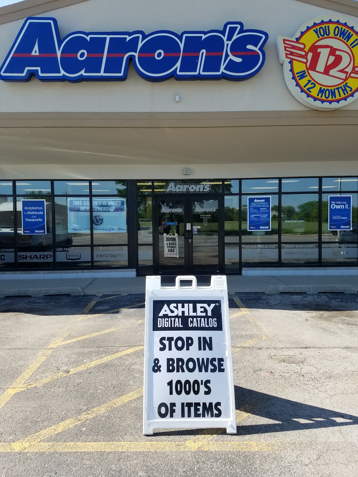 Aaron's - Photo 1