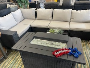 Aaron's - Photo 4