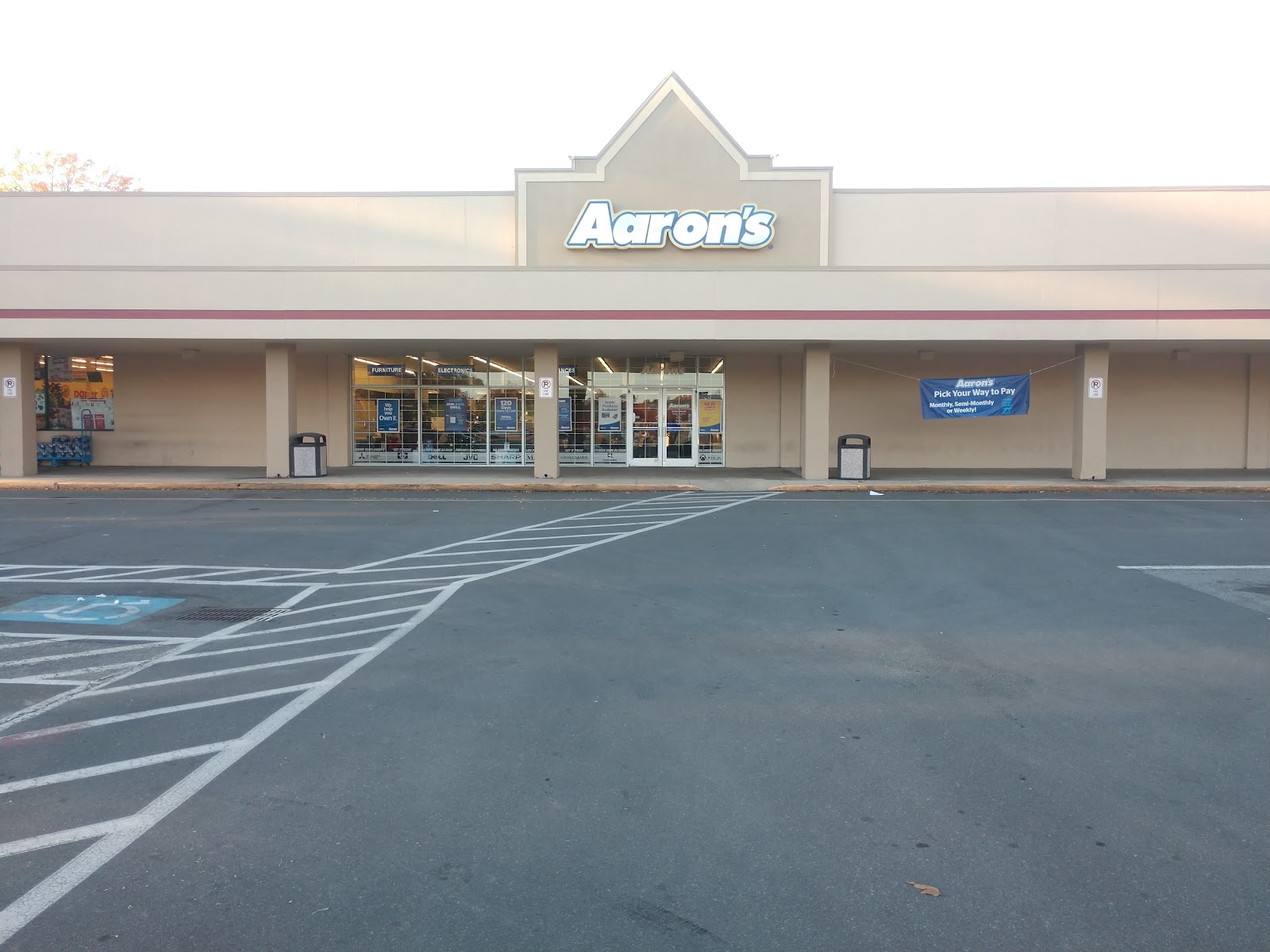 Aaron's - Photo 1