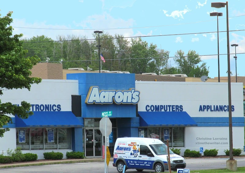 Aaron's - Photo 1