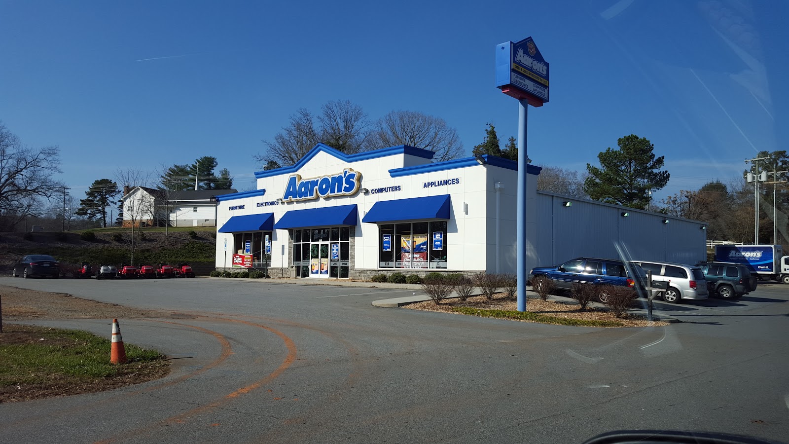 Aaron's - Photo 1