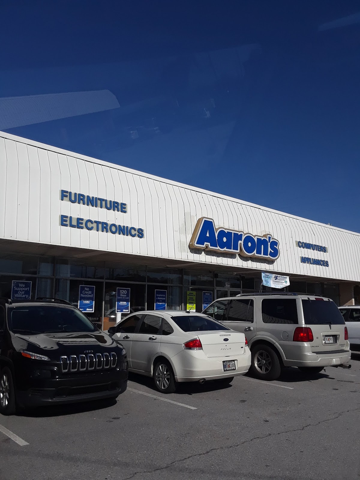 Aaron's - Photo 3