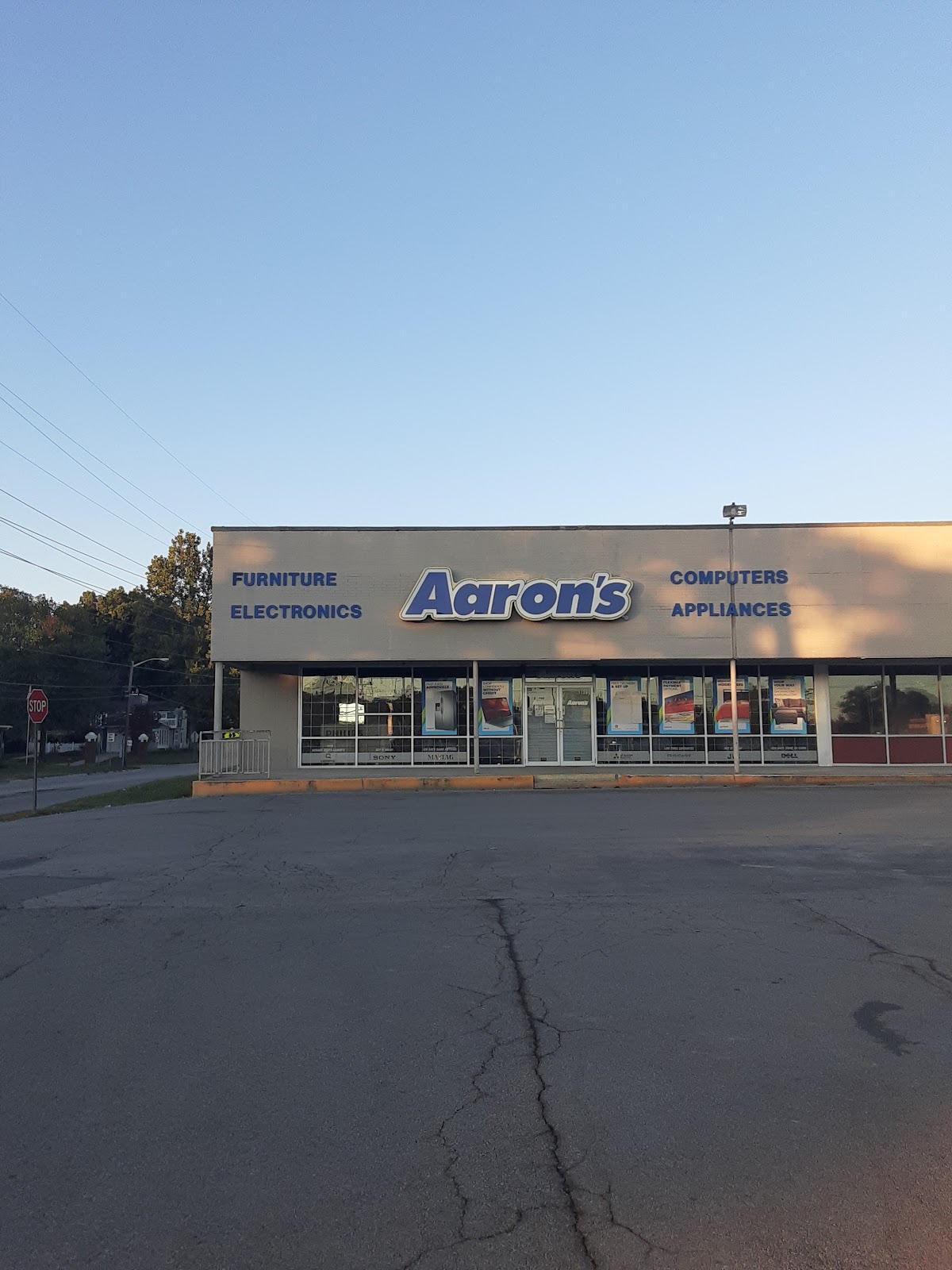 Aaron's - Photo 3