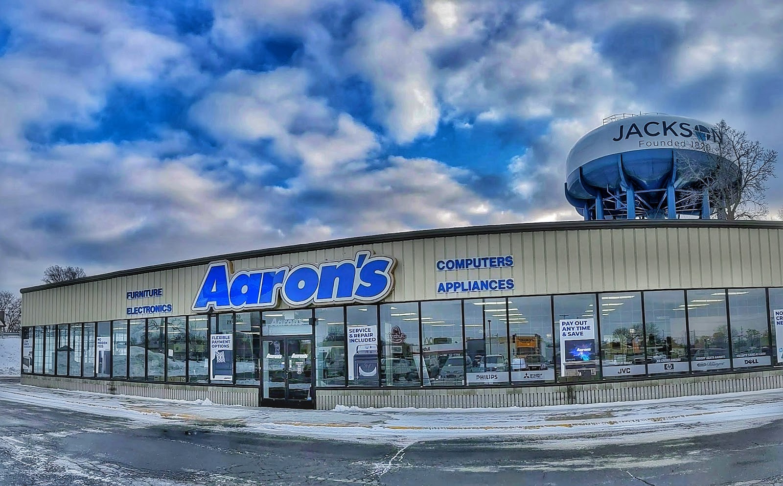 Aaron's - Photo 1