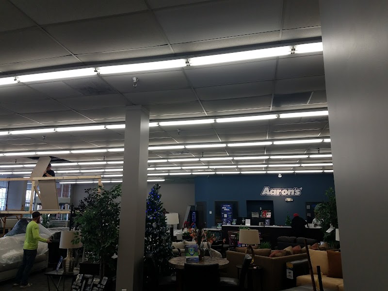 Aaron's - Photo 1