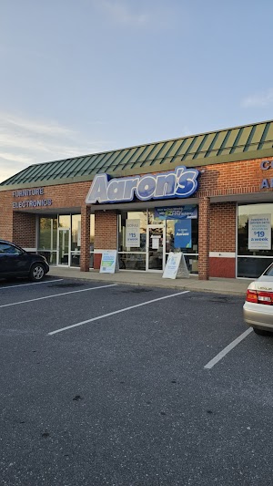 Aaron's - Photo 6