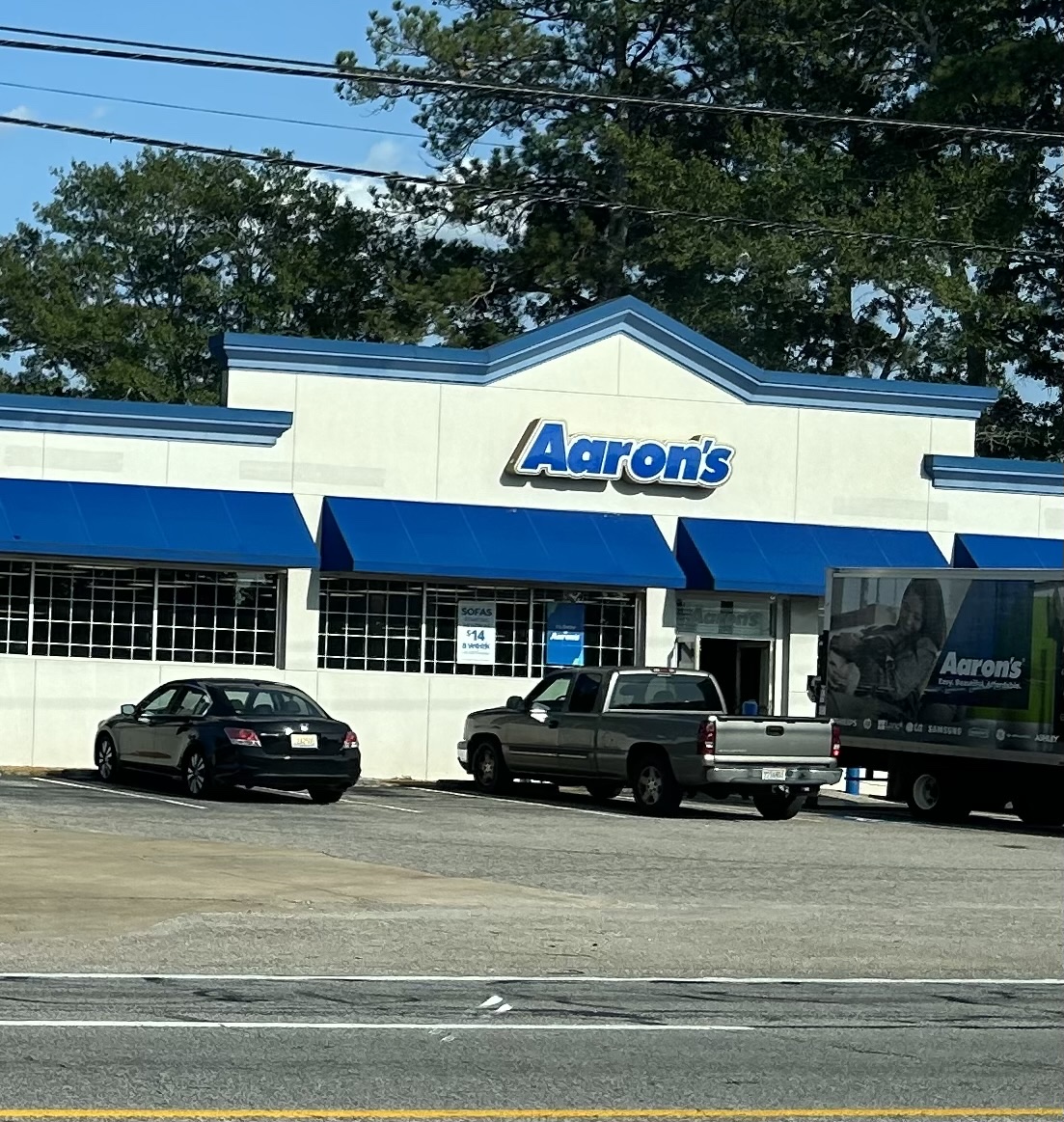 Aaron's - Photo 1