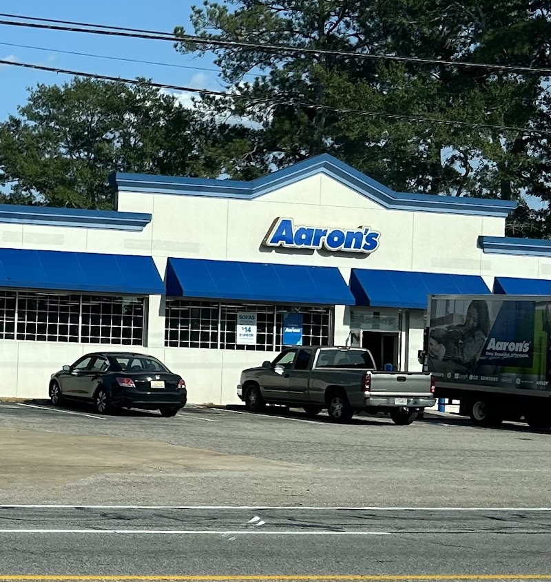 Aaron's - Photo 1