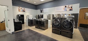 Aaron's - Photo 5