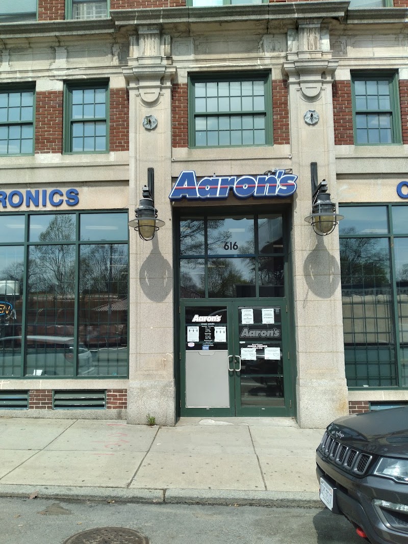 Aaron's - Photo 1