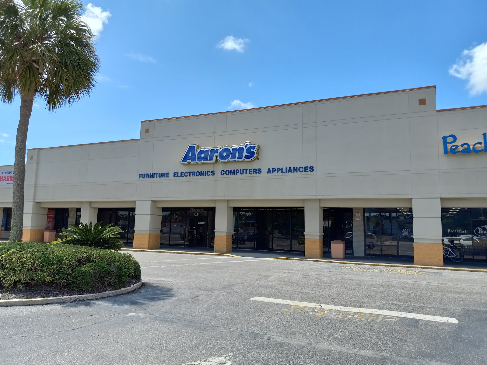 Aaron's - Photo 3