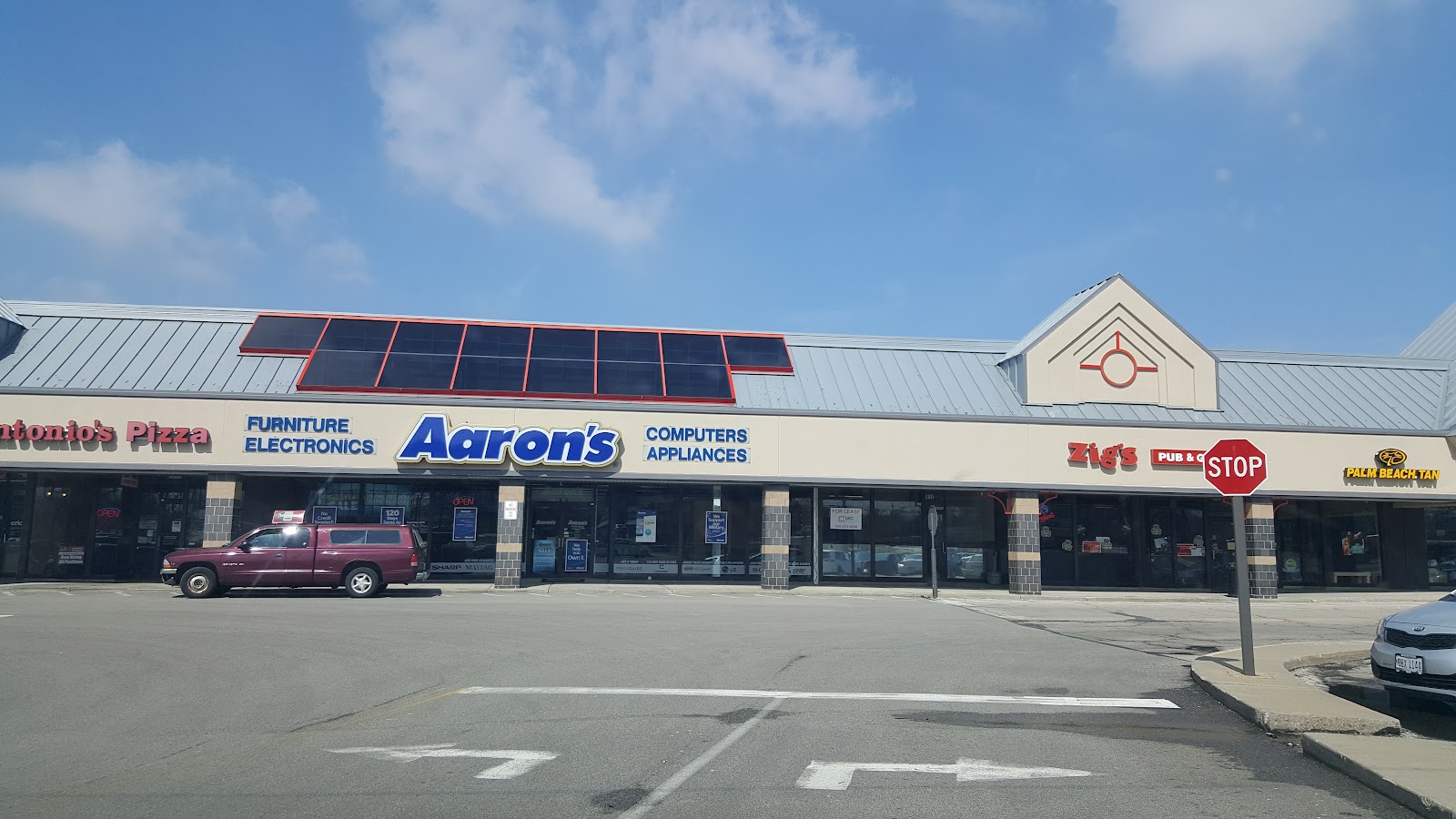 Aaron's - Photo 1